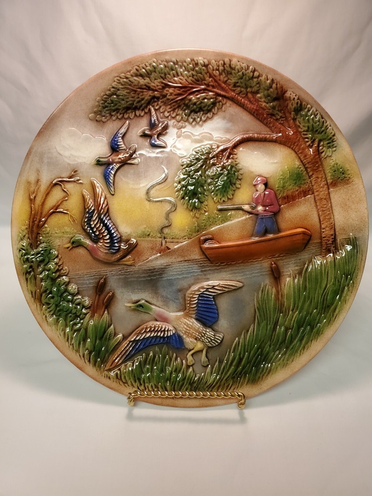 Vintage 1975 Duck Hunter In Boat Hobbiest Painted Plate Signed