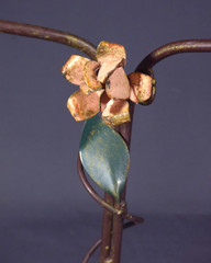 Vintage ITALIAN TOLE Metal Jewelry Holder Stand Roses