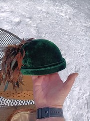 Antique Edwardian Green Velvet With Peacock Feathers Women’s Hat
