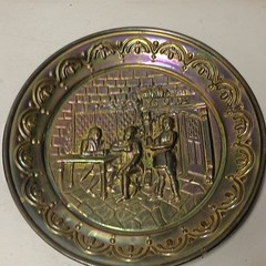 Vintage Brass Wall Plate Pair 10″Old Time Tavern Made in England Rare