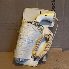 Rare Find Vintage Jerdon Magnum Revolver Wall Mount Bath Accessory Holster Decor