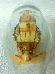 UN Classic Spanish Galleon Ship in a Bottle