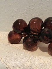 Vintage MCM Hand Blown Purple Amethyst Art Glass Bunch of Grapes