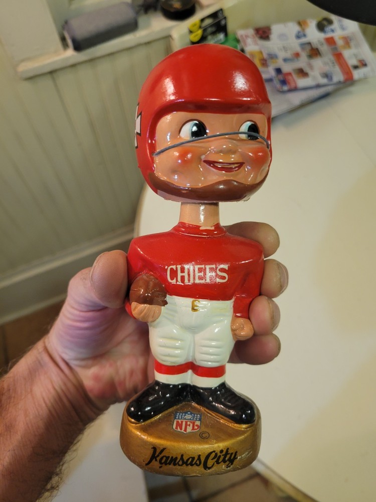 Vintage Kansas City Chiefs 1969 sports specialties bobble head Nodder Excellent