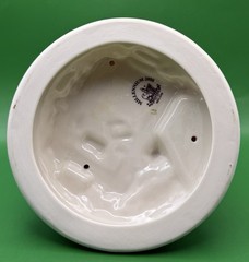 Belleek Devenish Round Tower Centerpiece ~ Millennium 2000 Collection