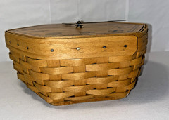 Longaberger Hexagon Clock Basket Artisan Signed No Writing on Face RARE 1997 USA