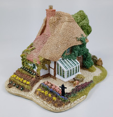 Lilliput Lane “Gardners Cottage”, Collectors Club Special, United Kingdom. 1991.