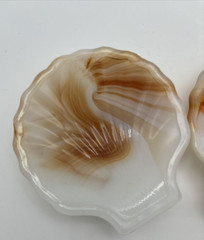 2 Akro Agate Clam Shell Brown & Opaque White Swirl Glass Trinket Dish Ashtray