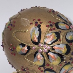 SIGNED Nannette Fenn “Eggs”traordinaire Designs Floral Faberge Inspired Egg USA
