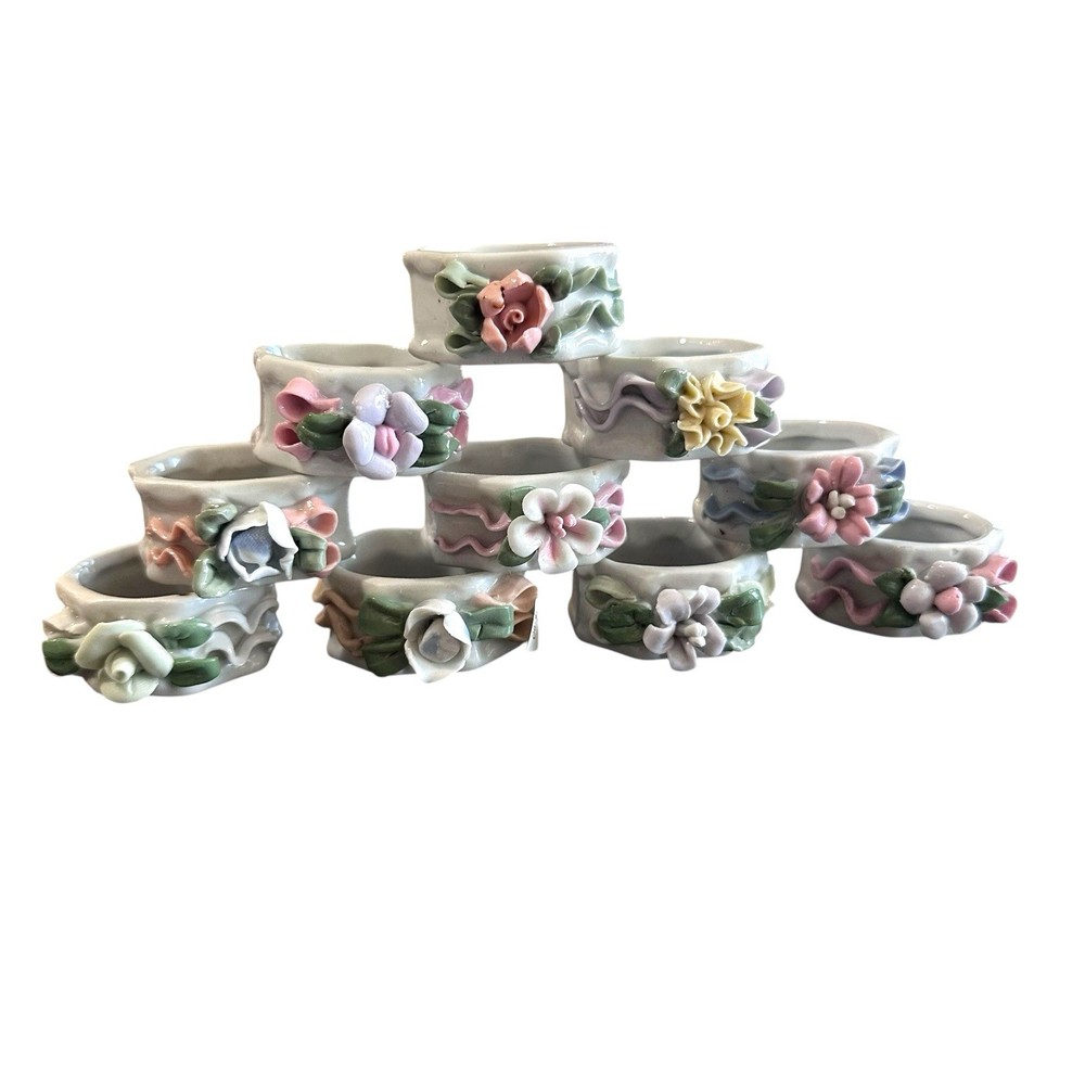 Vintage Unbranded Ceramic Napkin Rings Holders Pastel Flowers Made in China 10ct
