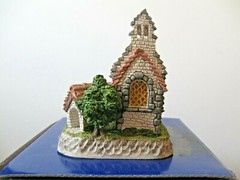 David Winter Sunday School In original box.