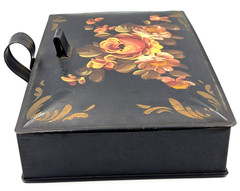 Vintage Decoware Handpainted metal silent butler crumb catcher floral toleware