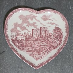 Johnson Brothers Old Britain Castles Pink Heart Shaped Plate Dish Dudley Castle
