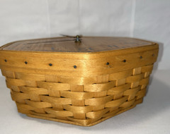 Longaberger Hexagon Clock Basket Artisan Signed No Writing on Face RARE 1997 USA