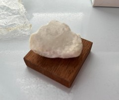 David Winter “Unborn Cottage” RARE event piece with box