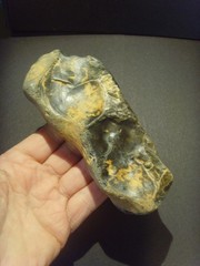 Lower Paleolithic – Early Acheulean elongated lateral scraper. c.450,000 BP.