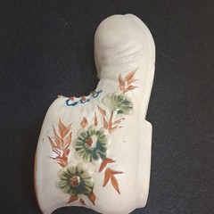 Ceramic Boot-Shaped Candle Holder, White Multicolor Floral Decoration