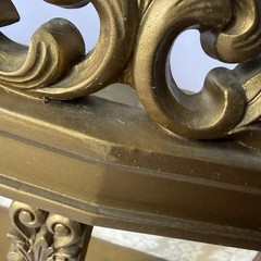 Vintage Syroco Hollywood Regency Ornate Gold Curio Wall Display Shelf