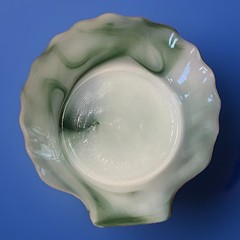 Vintage AKRO AGATE Shell Trinket Dish Ash Tray Green White Slag Glass