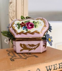 Vtg Seed Bead Pink & Blue Floral Spring Limoges France Trinket Box Planter/Vase