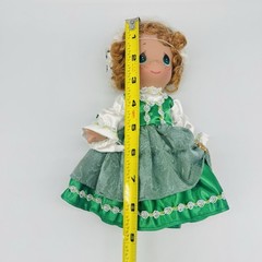 PRECIOUS MOMENTS Vinyl Doll IRELAND Irish Traditional Green White Dress