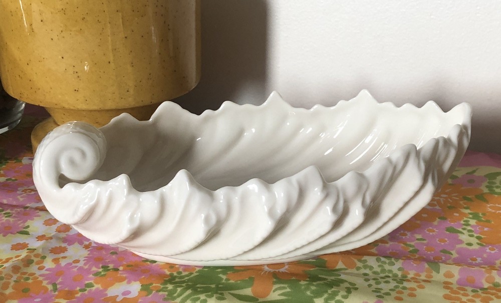 Vtg Lenox Cream Shell Leaf Shaped Bowl Serving Dish Coastal Decor Made in USA