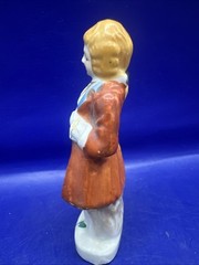 Vtg. Japan 4.75” Porcelain Figurine Traditional Colonial Man Hand Painted w/Gold
