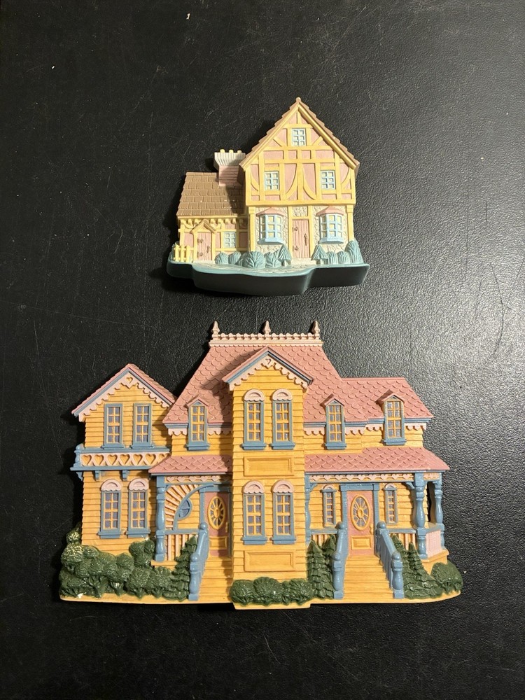 2 Burwood Products Sculpted Plastic Victorian Mansion House Wall Hangings 1980s