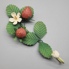 Tole Strawberry Fruit Wall Hook Toleware White Flower Farmhouse Cottagecore 8″