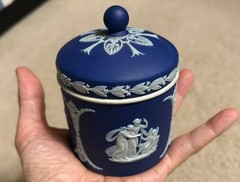 ANTIQUE WEDGWOOD BLUE JASPER jasperware TOBACCO JAR England 3 1/2