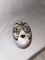 Vintage Ceramic Hand Painted Mask Trinket Box Sparkle Butterfly Fun