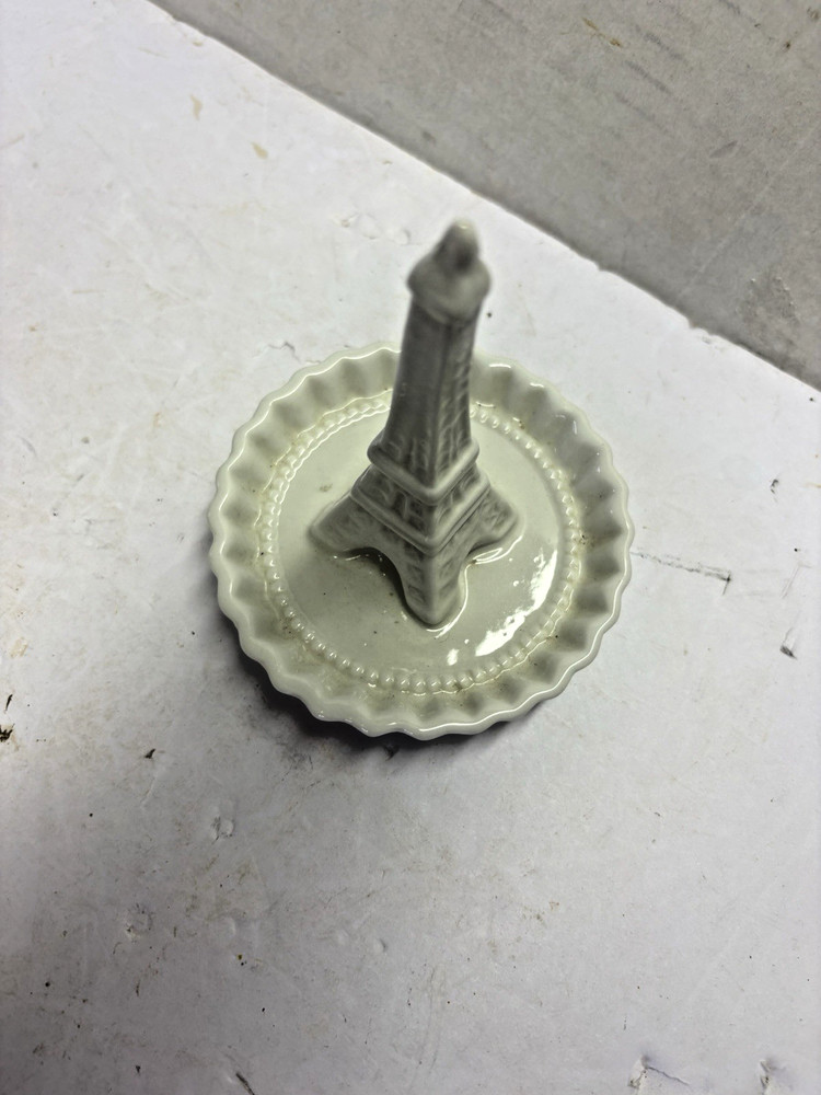 Eiffel Tower Porcelain Ring Holder Trinket Tray Dish Unbranded Pre-Owned
