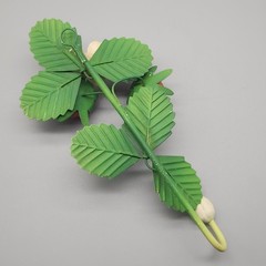 Tole Strawberry Fruit Wall Hook Toleware White Flower Farmhouse Cottagecore 8″