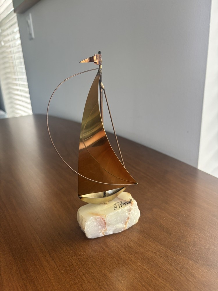 SIGNED DEMOTT NAUTICAL SAILBOAT SCULPTURE CALIFORNIA USA ONYX BRASS-8.5”