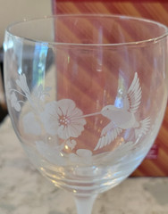 New 2 Avon Hummingbird 24% Lead Crystal Etched 7 7/8″ Tall Iced Tea Goblets