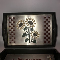 Adorable Vintage Wood And 10 Trays With Hearts Sunflowers Welcome Garden