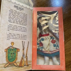 Hallmark/ Annie Oakley collectible doll/1979