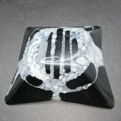 Fused Glass Black White & Gray Pebble Pebble Studio Art Glass Dish 12″