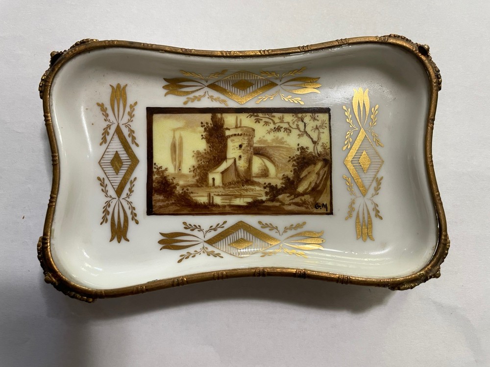 Capodimonte Style Hand Painted Bass Relief Soap Trinket Dish.