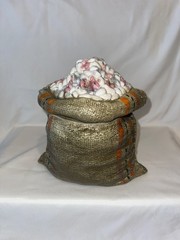 Vintage Italian Ceramic Canister Gunny Burlap￼ Sack Full Of Beans ￼