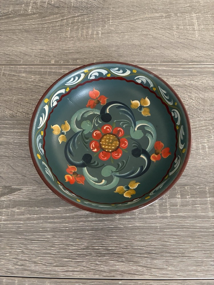 Vintage Norwegian Rosemaling Hand Painted Wood Bowl Folk Art 7.5” Floral Signed
