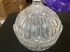 Vintage Unbranded Crystal Clear Glass Covered Dish w/Frosted Flower Edge