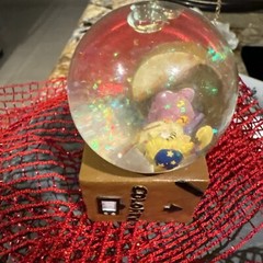 Rugrats Classics Lisa 2000 Mini Snow Globe Viacom Westland # 8801