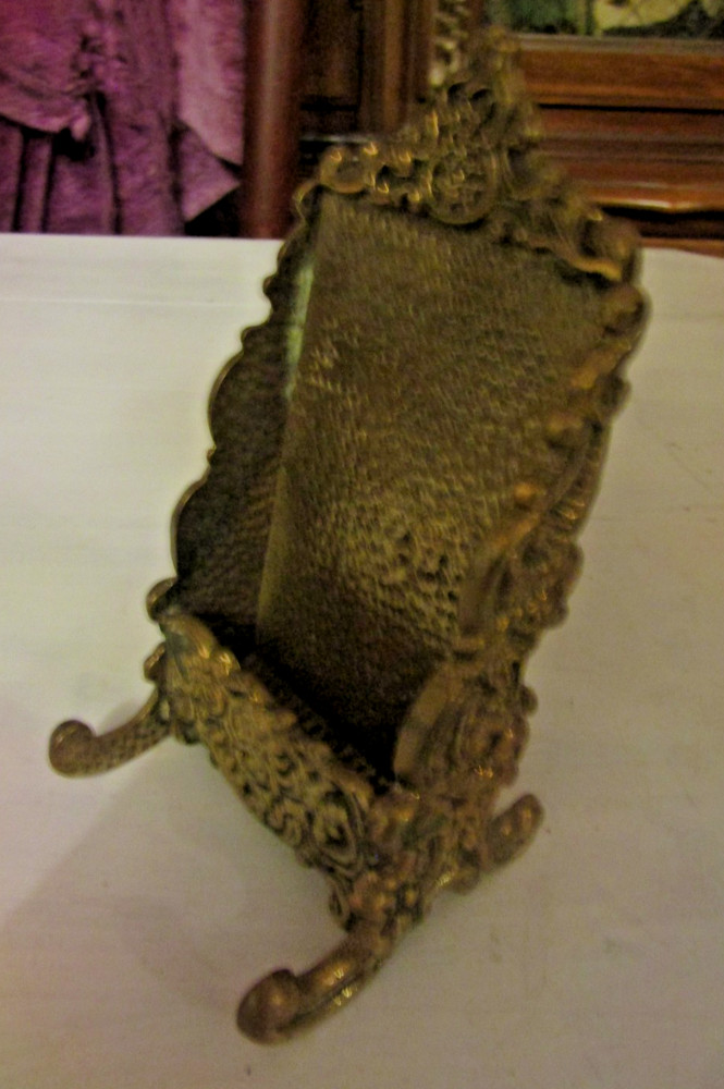 ~~ ANTIQUE HAMMERED BRASS BUSINESS / CALLING CARD HOLDER ~~ PATINA ~~