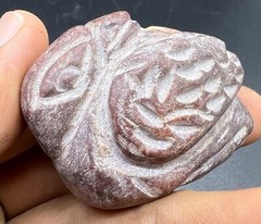 Natural Jasper Stone Rare Unique A Bird Figured Statue Beads