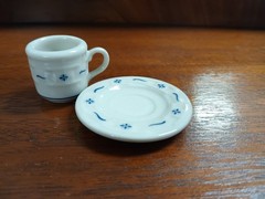 Longaberger Collector’s Club Miniature Tea Set With 27 Pieces
