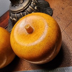 Vintage 2 WOODEN Golden APPLEs Hand carved hand painted Unbranded Beautiful