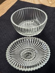 Vintage 1930’s Akro Agate Clear Glass Ribbed Powder Jar / Trinket Dish w/ Lid