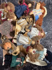 Lot of 9 vintage ladie and friends collectible folk art 1980-1990’s