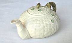 Belleek Shamrock Basketweave Teapot 8.5″ Ireland Parian China Mint